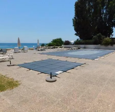 3b Ground Pool Beachfront Apt. Apollonia Beach